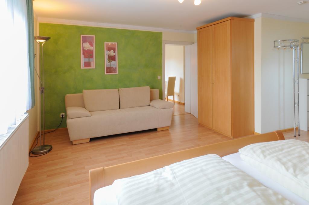 Waldpension Schiefling Am See Room photo